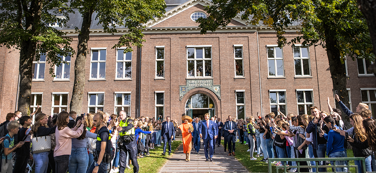 Bezoek Koningspaar Drachtster Lyceum