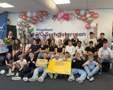 Klas 1C wint landelijke Smoke Free Challenge met eigen nummer ‘Adem Diep’